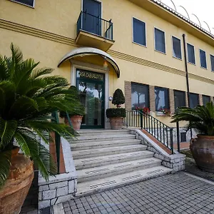 Casa Caburlotto *** Roma